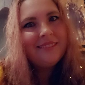 Meet your Posher, Carrie